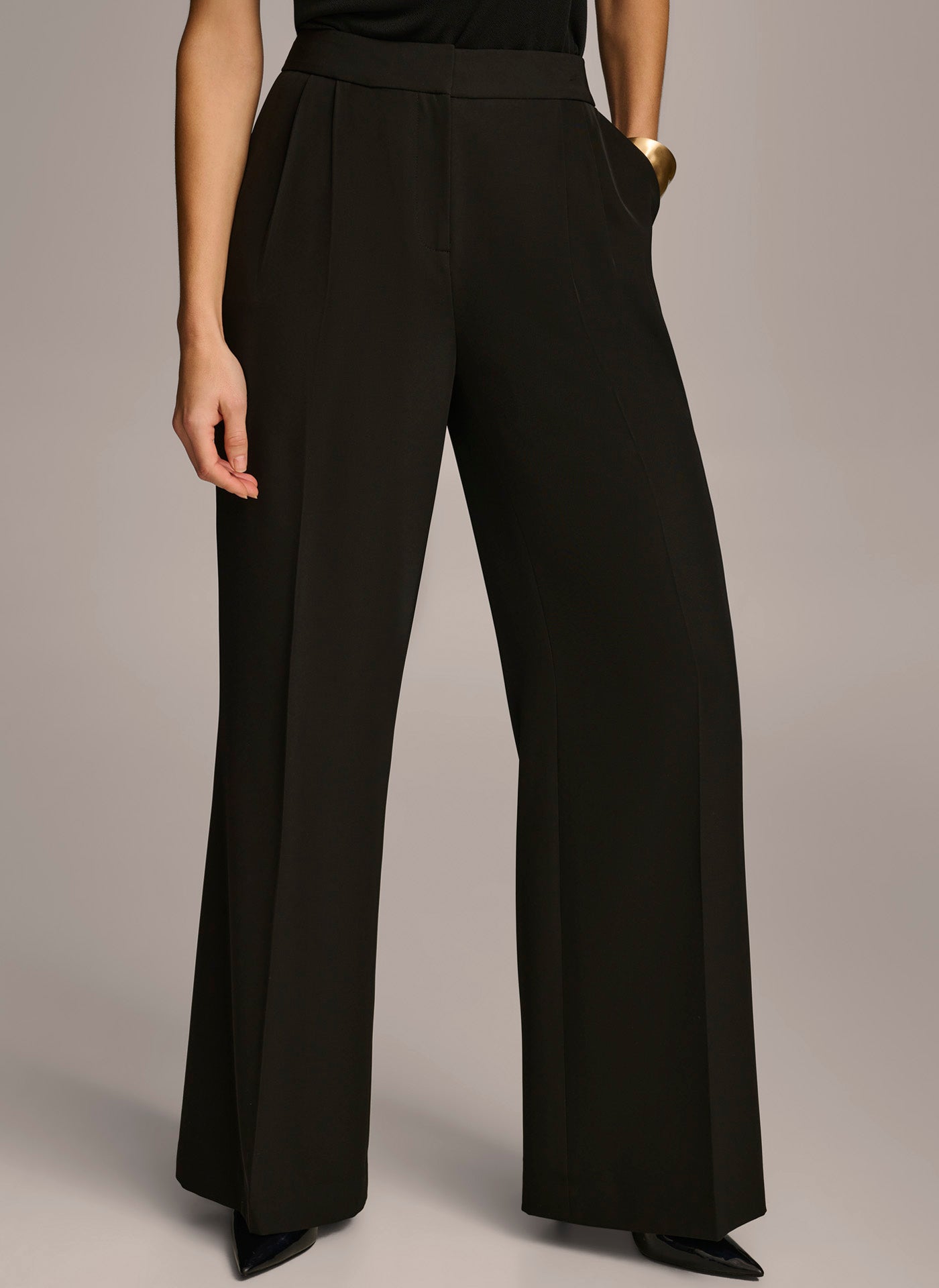 (image for) OUTSTANDING WIDE LEG PANT